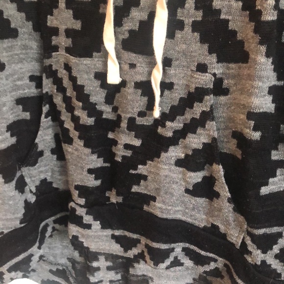 Hollister Hodie - Picture 2 of 3